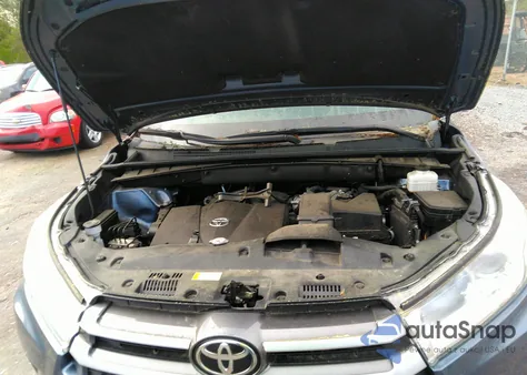 2019 Toyota Highlander Xle из США, поврежденный, VIN 5TDKZRFH3KS345121